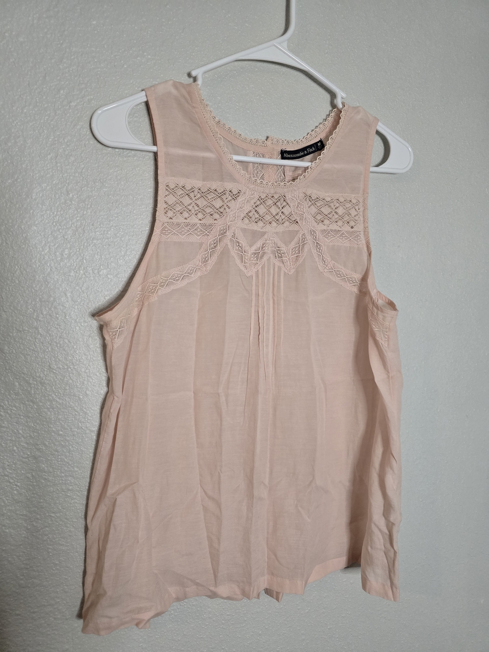 Abercrombie & Fitch Lace Yoke Sleeveless Top - Blush